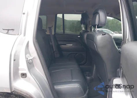 2017 Jeep Compass Latitude 4X4 from USA, damaged, VIN 1C4NJDEB4HD162271